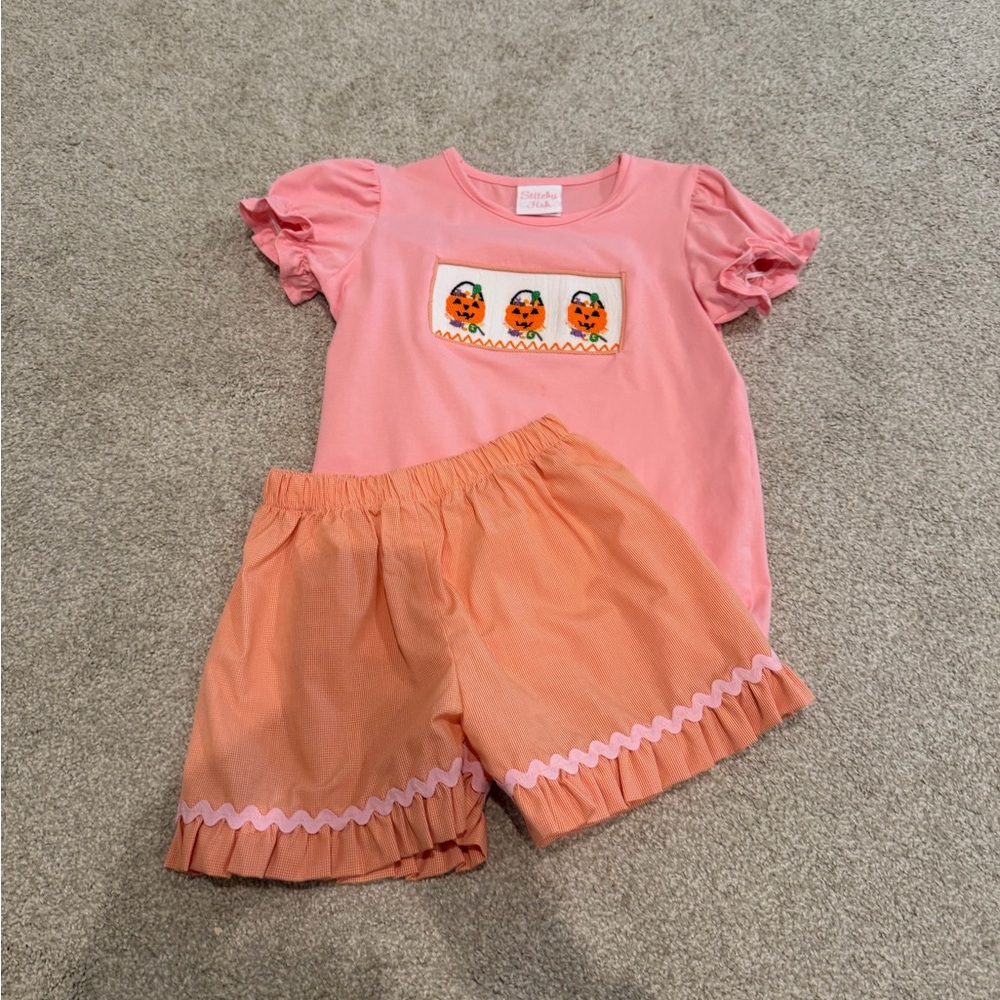 Stitchy Fish 4T Halloween shorts set